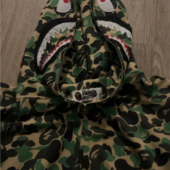 BAPE Shark Full Zip Hoodie Green Camo - Picture 3 of 7